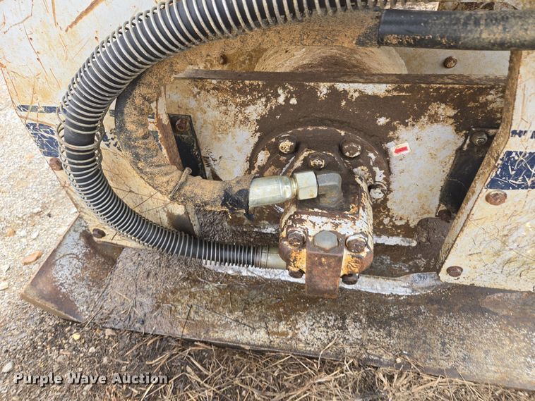 image for item EQ6759 Furukawa HP210 II excavator plate compactor