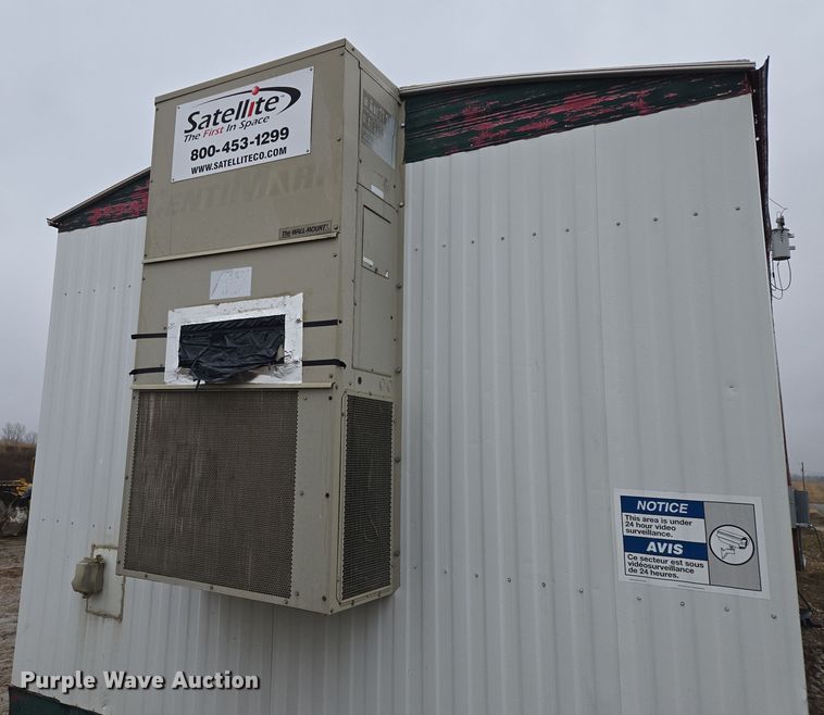 image for item EQ6761 2006 mobile office