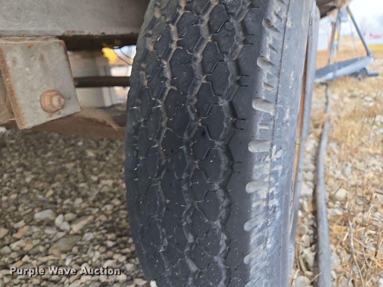 image for item EQ6761 2006 mobile office