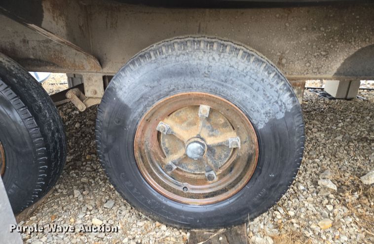 image for item EQ6761 2006 mobile office