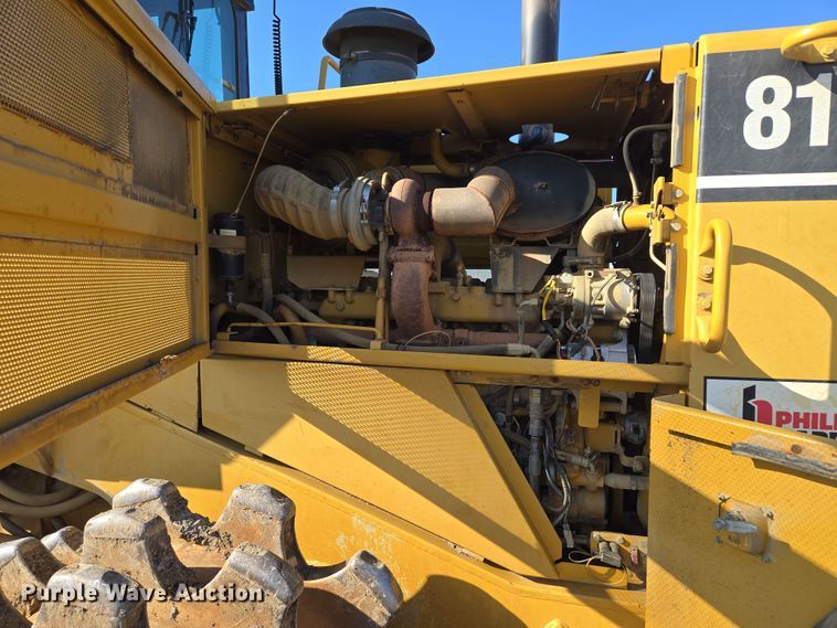 image for item EQ6762 2005 Caterpillar  815F soil compactor
