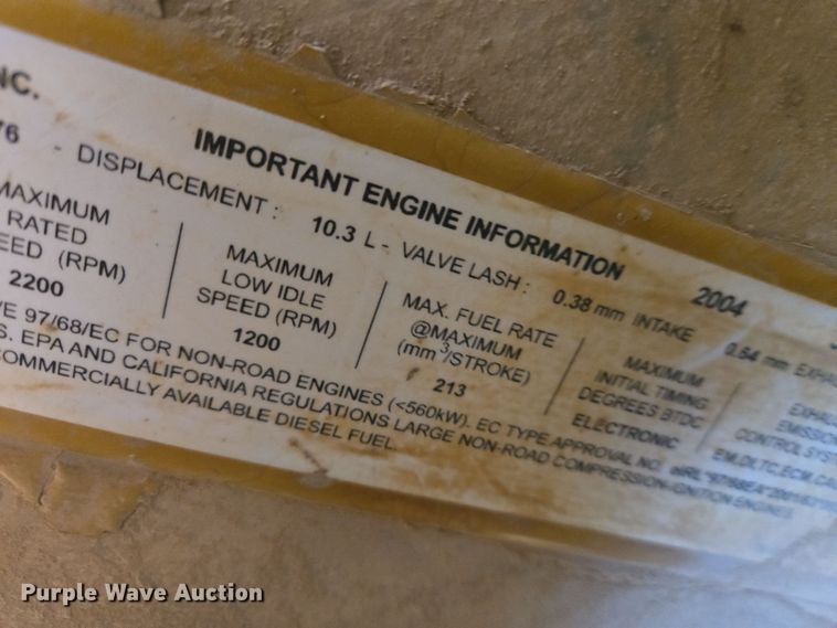 image for item EQ6762 2005 Caterpillar  815F soil compactor