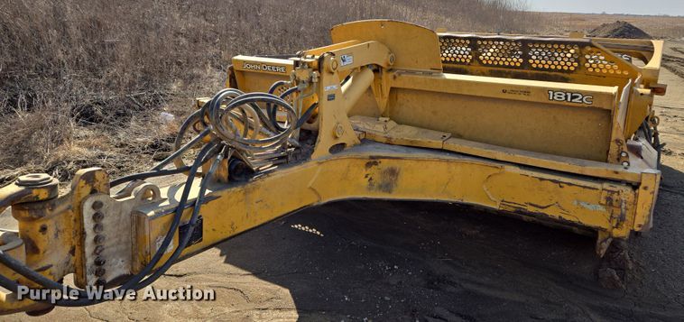 image for item EQ6766 2005 John Deere  1812C  scraper