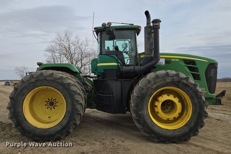 image for item EQ6769 2008 John Deere  9630 Scraper Special 4WD tractor