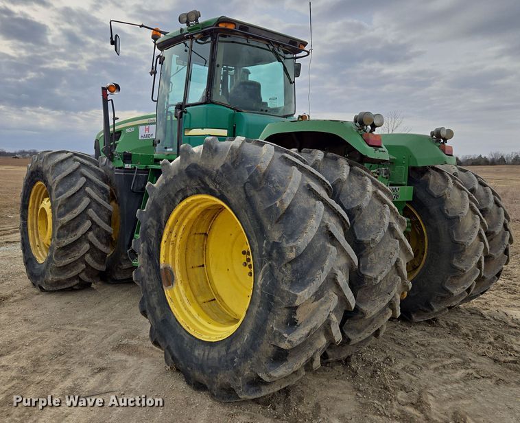image for item EQ6769 2008 John Deere  9630 Scraper Special 4WD tractor