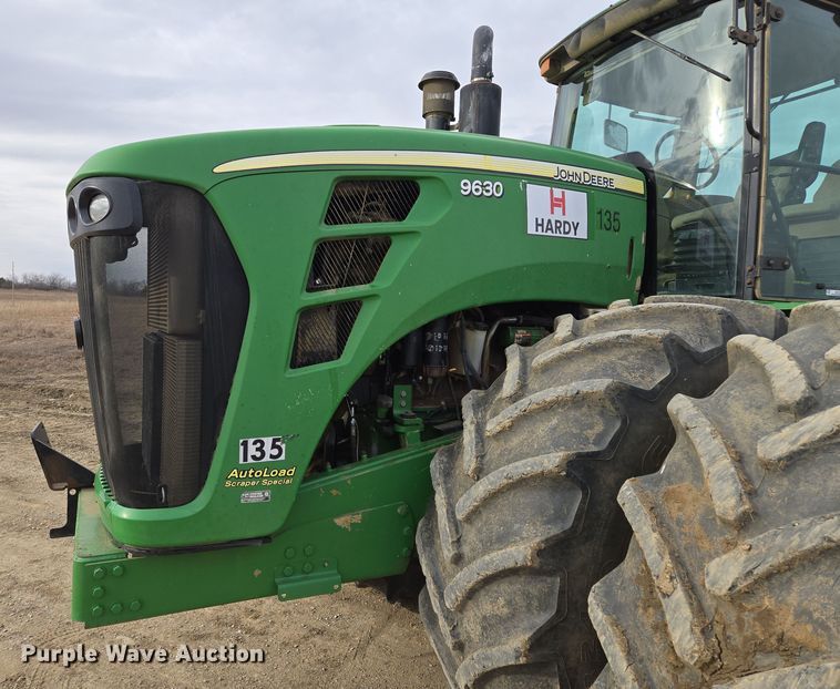 image for item EQ6769 2008 John Deere  9630 Scraper Special 4WD tractor