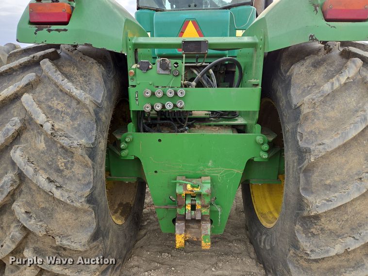 image for item EQ6769 2008 John Deere  9630 Scraper Special 4WD tractor