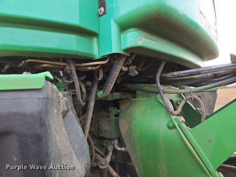 image for item EQ6769 2008 John Deere  9630 Scraper Special 4WD tractor