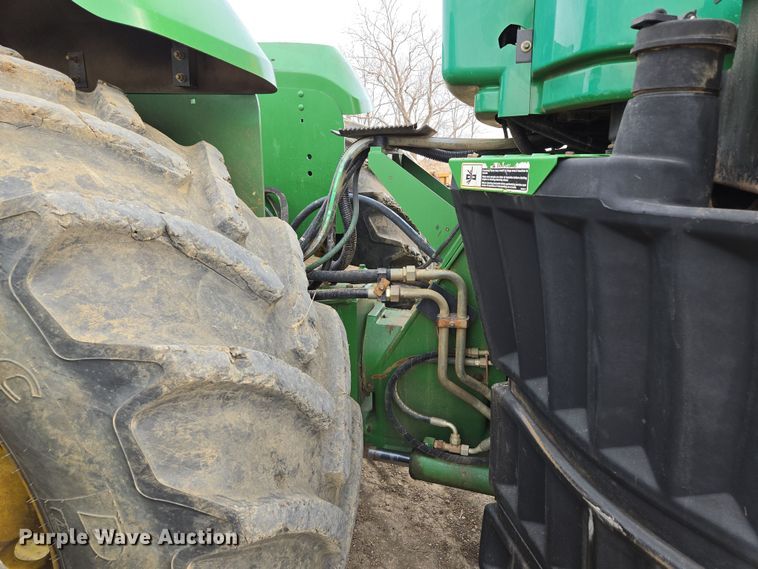 image for item EQ6769 2008 John Deere  9630 Scraper Special 4WD tractor
