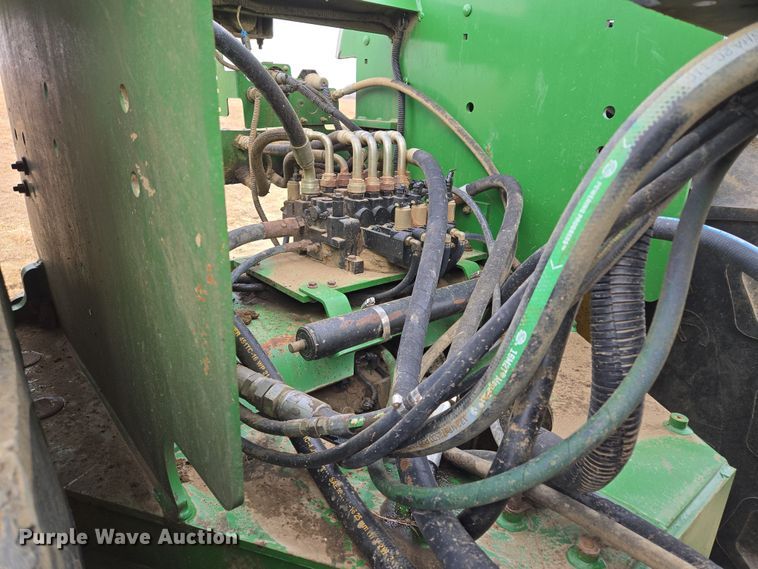 image for item EQ6769 2008 John Deere  9630 Scraper Special 4WD tractor