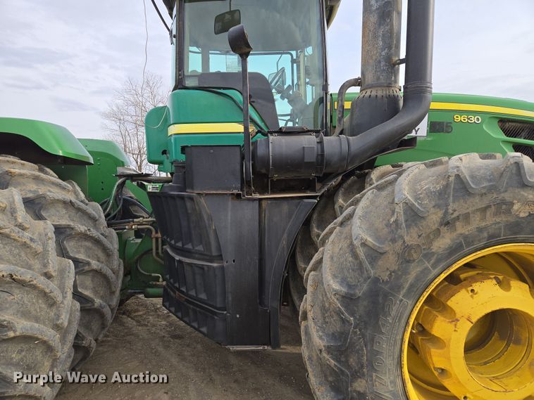 image for item EQ6769 2008 John Deere  9630 Scraper Special 4WD tractor