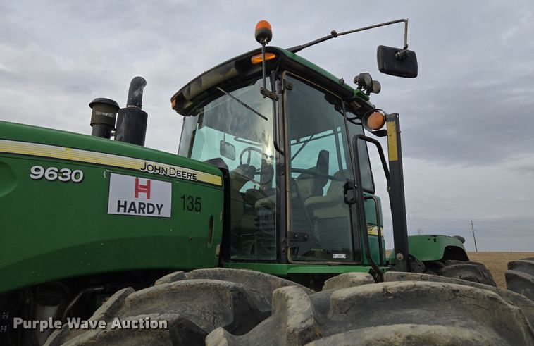 image for item EQ6769 2008 John Deere  9630 Scraper Special 4WD tractor