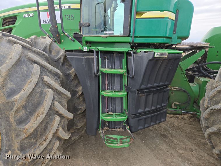 image for item EQ6769 2008 John Deere  9630 Scraper Special 4WD tractor
