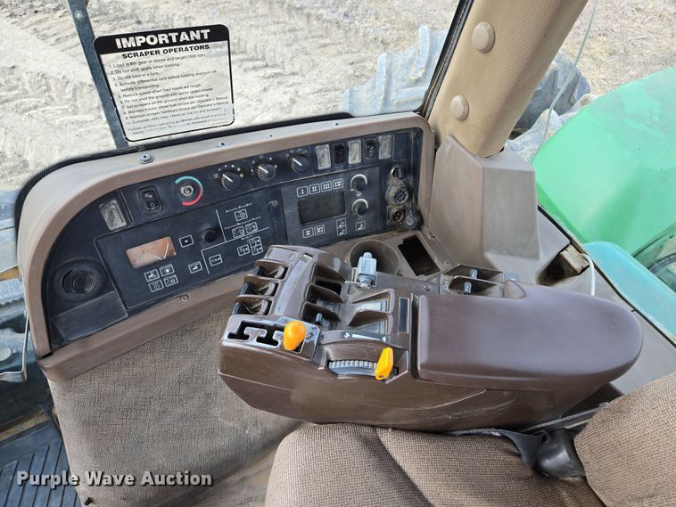 image for item EQ6769 2008 John Deere  9630 Scraper Special 4WD tractor