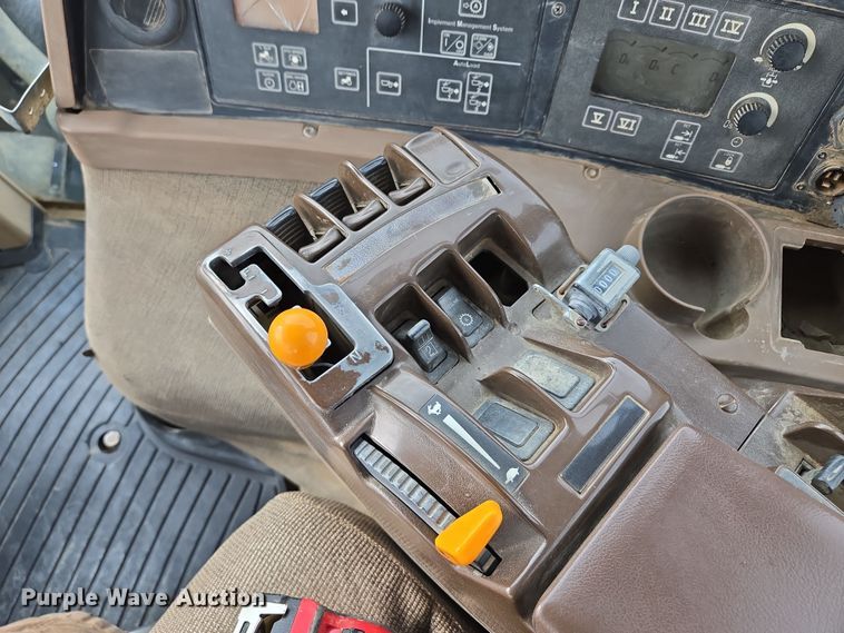 image for item EQ6769 2008 John Deere  9630 Scraper Special 4WD tractor