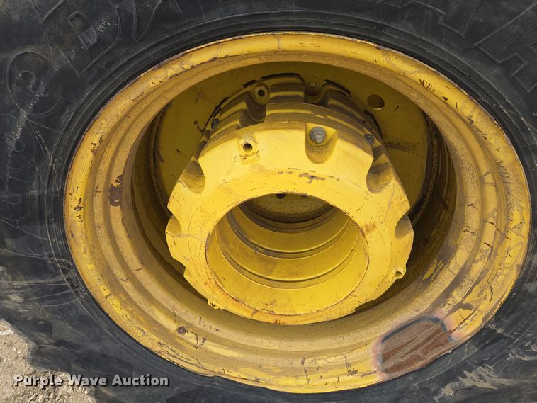 image for item EQ6769 2008 John Deere  9630 Scraper Special 4WD tractor