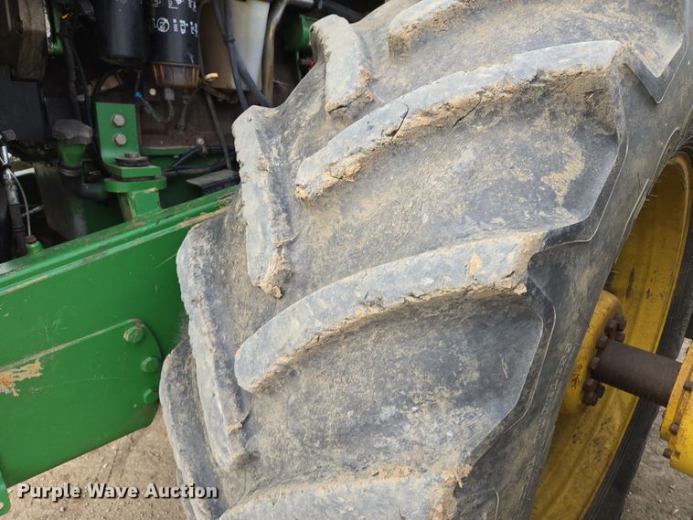 image for item EQ6769 2008 John Deere  9630 Scraper Special 4WD tractor