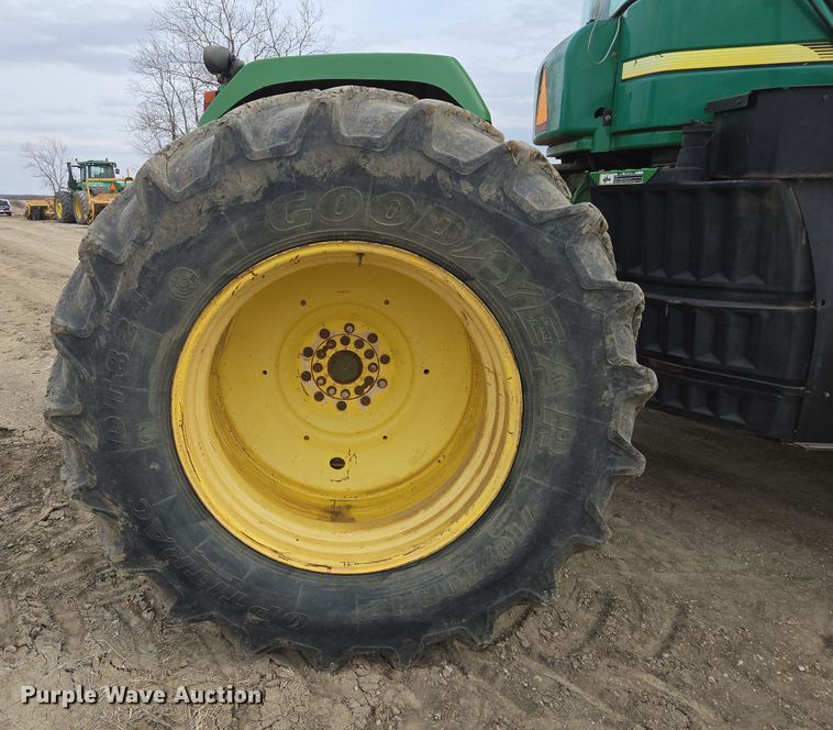 image for item EQ6769 2008 John Deere  9630 Scraper Special 4WD tractor