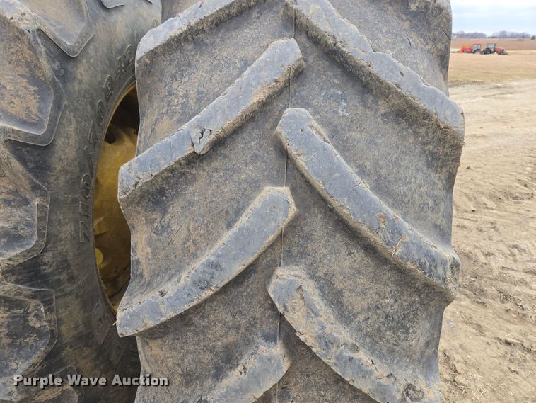 image for item EQ6769 2008 John Deere  9630 Scraper Special 4WD tractor