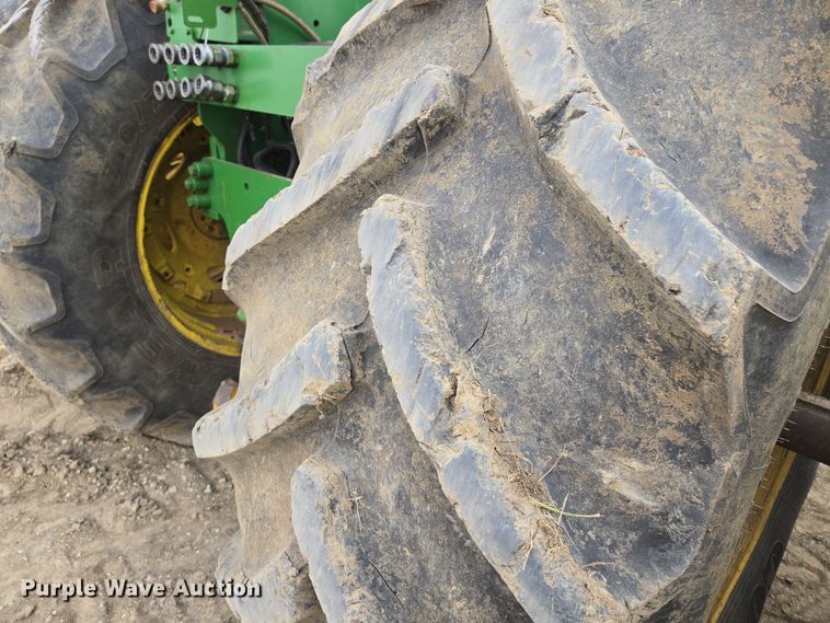 image for item EQ6769 2008 John Deere  9630 Scraper Special 4WD tractor