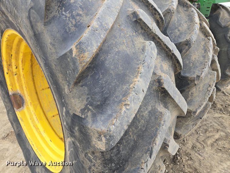 image for item EQ6769 2008 John Deere  9630 Scraper Special 4WD tractor