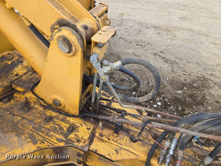 image for item EQ6770 2006 John Deere  1814C scraper