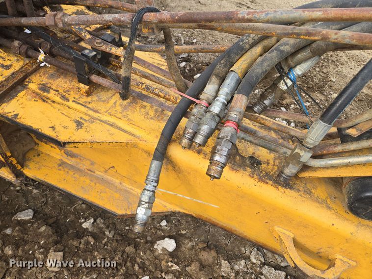 image for item EQ6770 2006 John Deere  1814C scraper