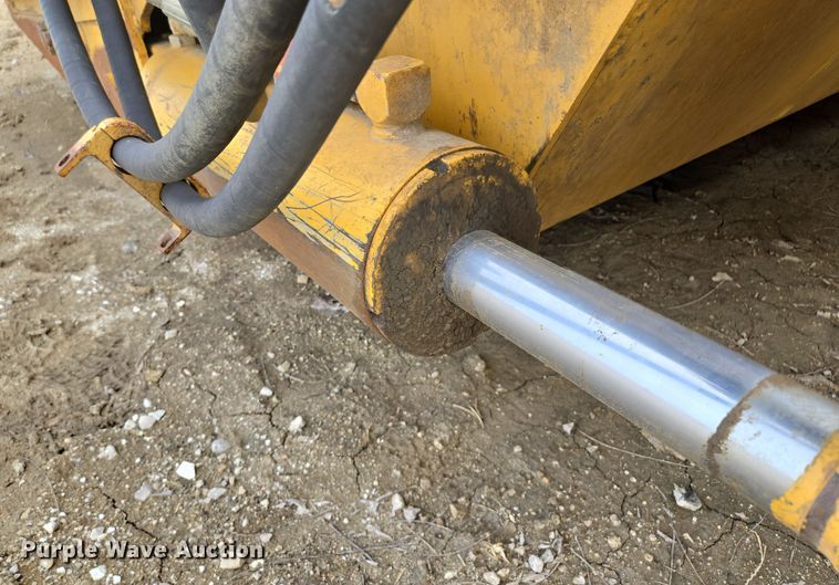 image for item EQ6770 2006 John Deere  1814C scraper