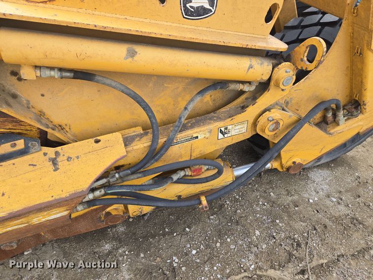 image for item EQ6770 2006 John Deere  1814C scraper