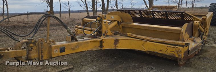 image for item EQ6771 2006 John Deere  1814C scraper