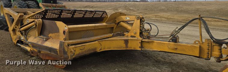 image for item EQ6771 2006 John Deere  1814C scraper