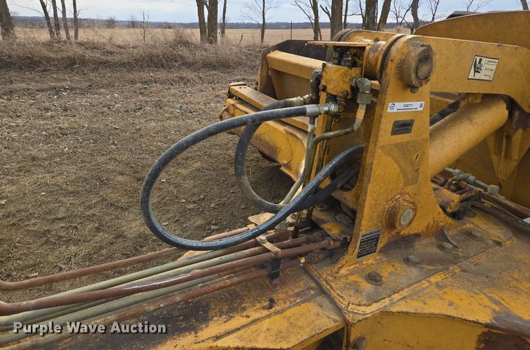 image for item EQ6771 2006 John Deere  1814C scraper