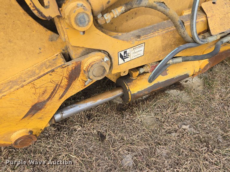 image for item EQ6771 2006 John Deere  1814C scraper