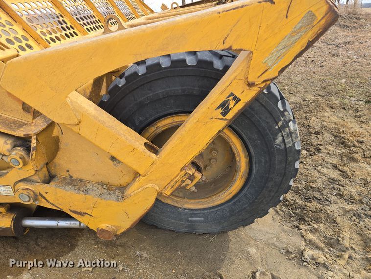 image for item EQ6771 2006 John Deere  1814C scraper