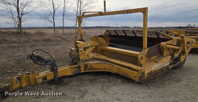 image for item EQ6772 2006 John Deere  1814C  scraper