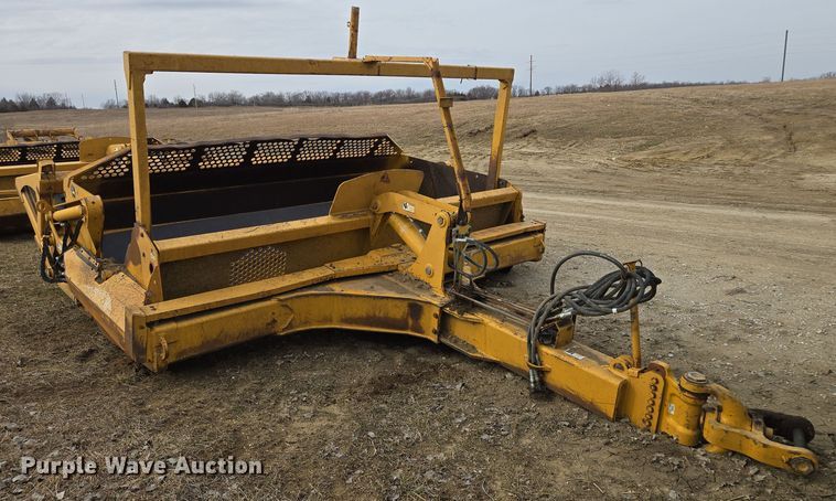 image for item EQ6772 2006 John Deere  1814C  scraper