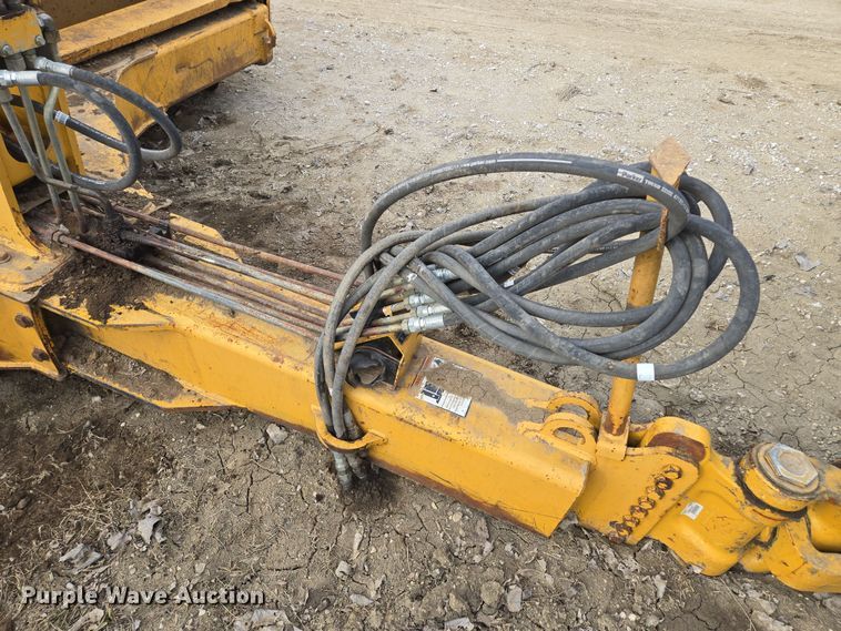 image for item EQ6772 2006 John Deere  1814C  scraper