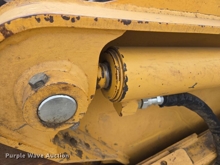 image for item EQ6772 2006 John Deere  1814C  scraper