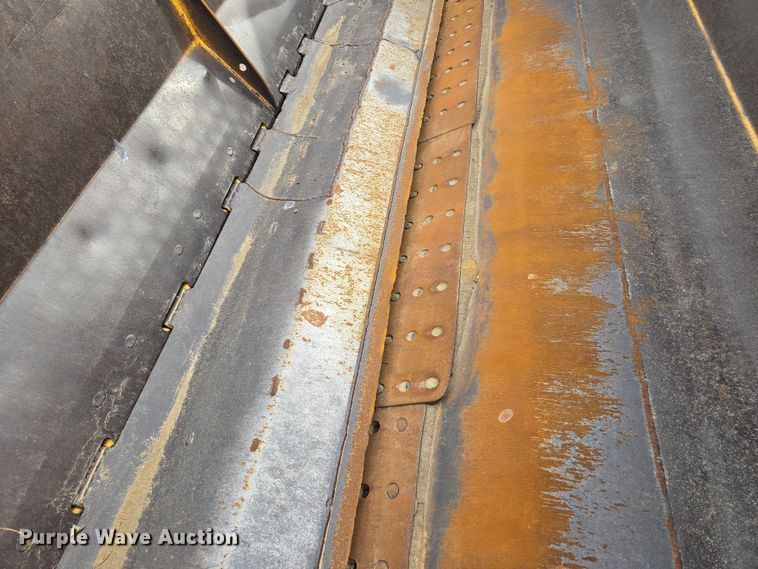 image for item EQ6772 2006 John Deere  1814C  scraper