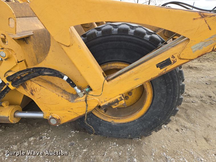 image for item EQ6772 2006 John Deere  1814C  scraper