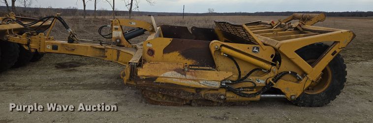 image for item EQ6773 2006 John Deere  1814C  scraper