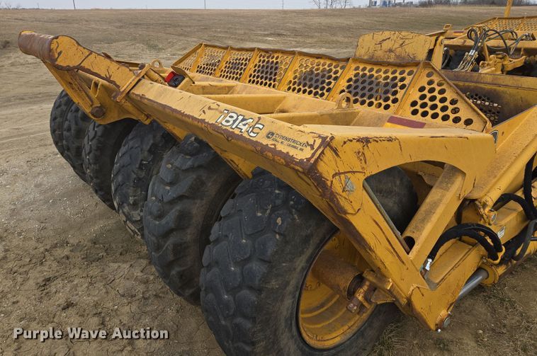 image for item EQ6773 2006 John Deere  1814C  scraper