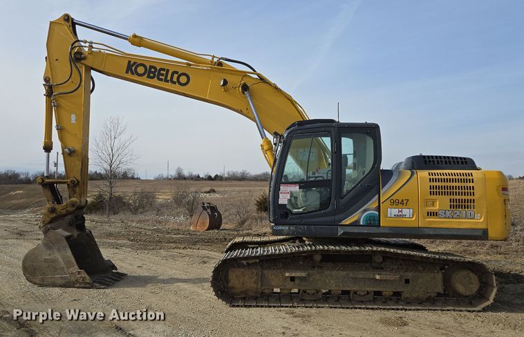 image for item EQ6775 2019 Kobelco  SK210LC-10 excavator