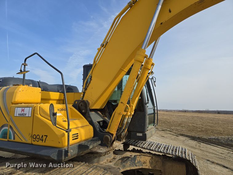 image for item EQ6775 2019 Kobelco  SK210LC-10 excavator