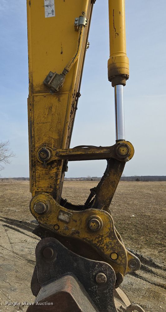 image for item EQ6775 2019 Kobelco  SK210LC-10 excavator