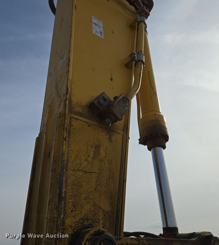 image for item EQ6775 2019 Kobelco  SK210LC-10 excavator