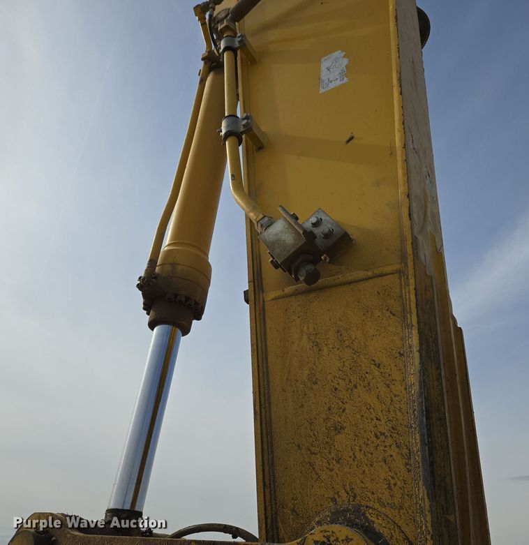 image for item EQ6775 2019 Kobelco  SK210LC-10 excavator