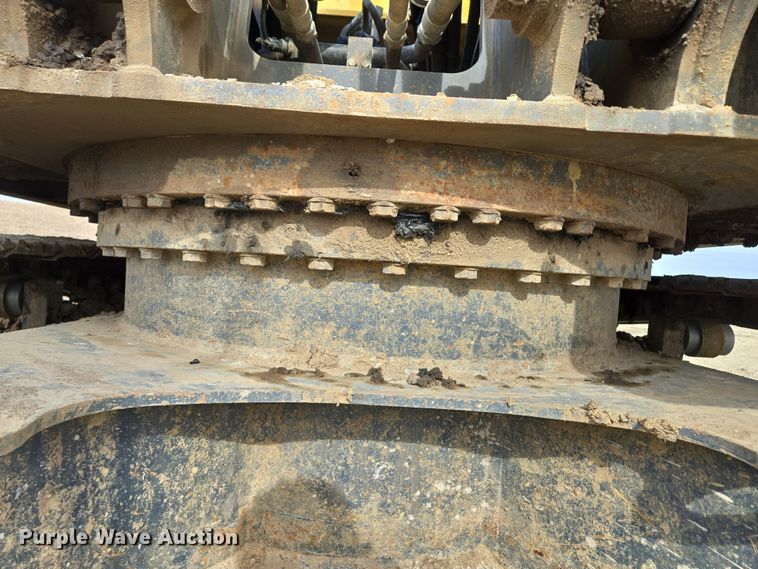 image for item EQ6775 2019 Kobelco  SK210LC-10 excavator