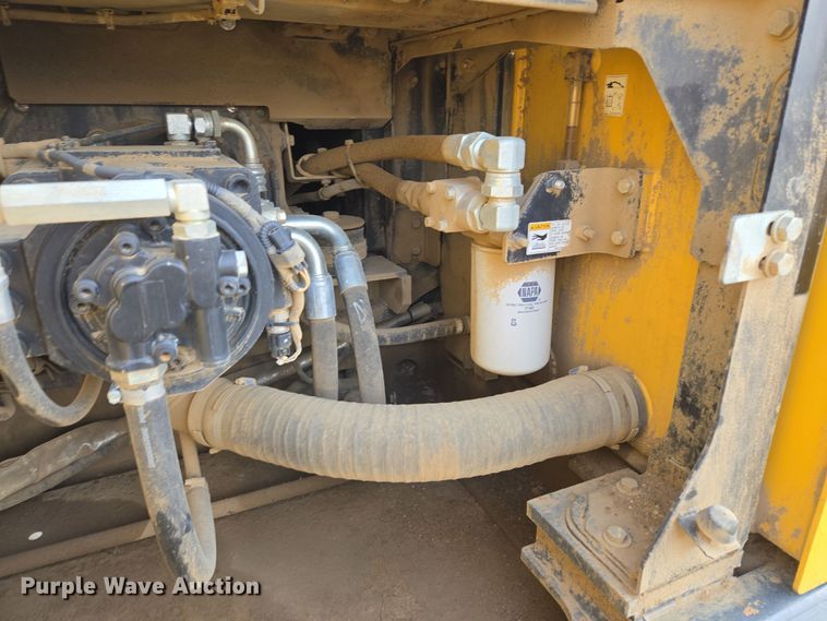 image for item EQ6775 2019 Kobelco  SK210LC-10 excavator