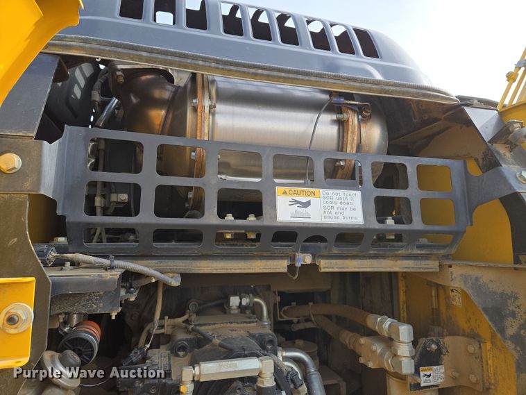 image for item EQ6775 2019 Kobelco  SK210LC-10 excavator